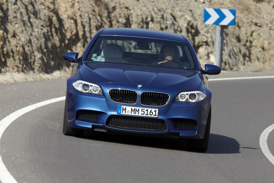  BMW M5 2011 года  (фото 118 из 344)